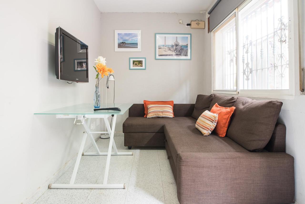 Malagaonbeach 1 - Two Bedrooms - Up To 3 People - 10 Meters Beach Eksteriør bilde