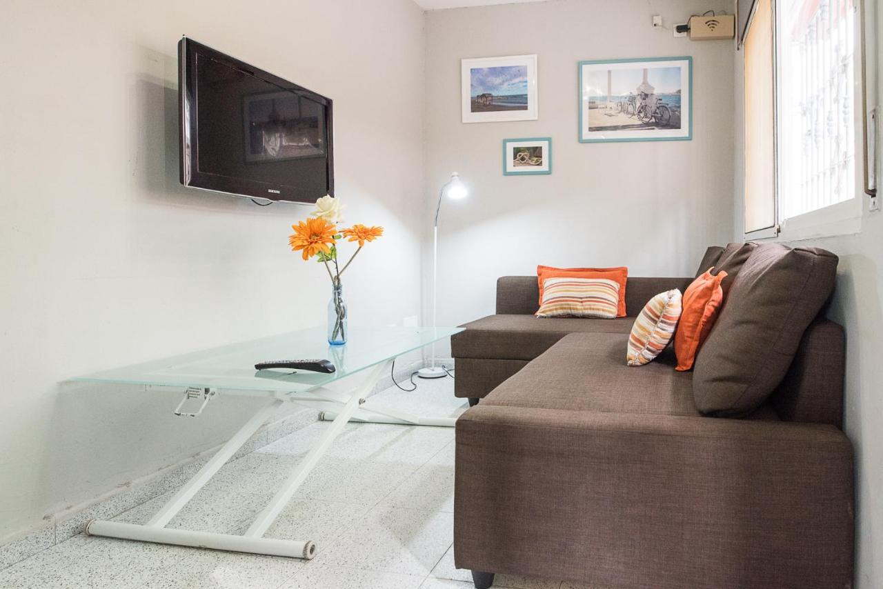 Malagaonbeach 1 - Two Bedrooms - Up To 3 People - 10 Meters Beach Eksteriør bilde