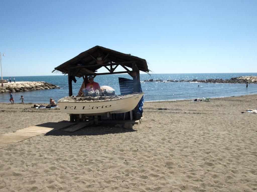Malagaonbeach 1 - Two Bedrooms - Up To 3 People - 10 Meters Beach Rom bilde